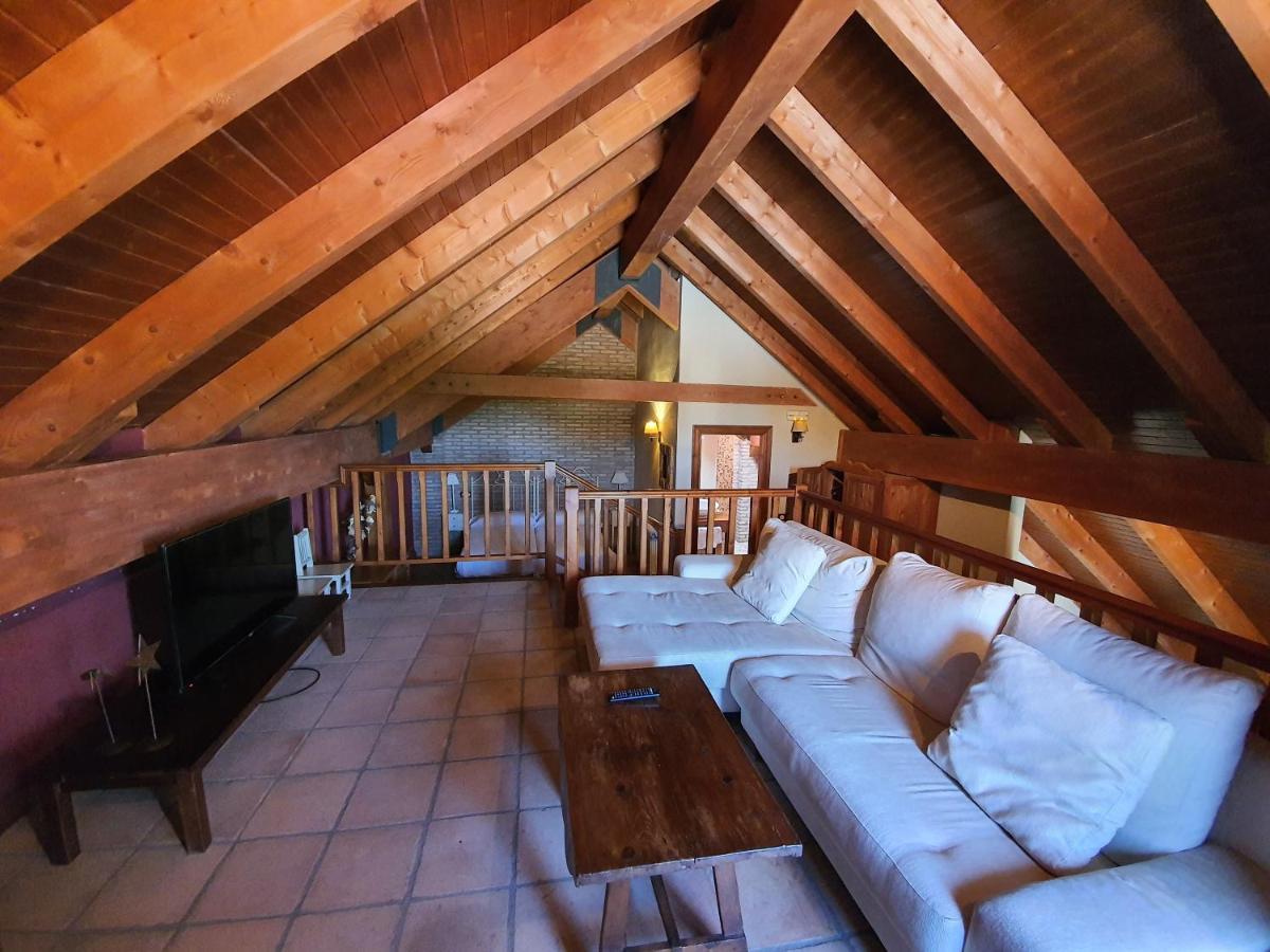 Tierras De Moya Hotel 4*